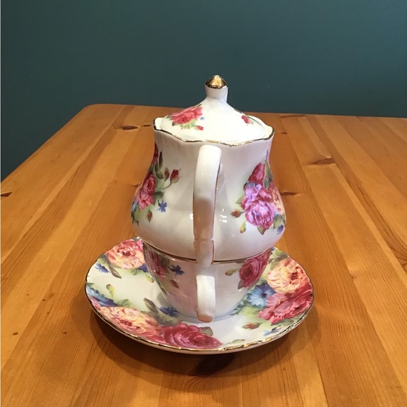 GRACE’S TEAWARE TEA FOR ONE PEONY & ROSE FLORAL TEAPOT CUP SAUCER - Picture 2 of 8